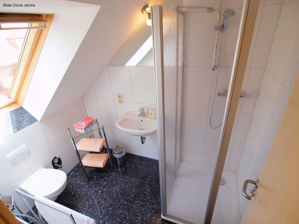 Ferienappartements Holger Plescher Kuehlungsborn Room photo