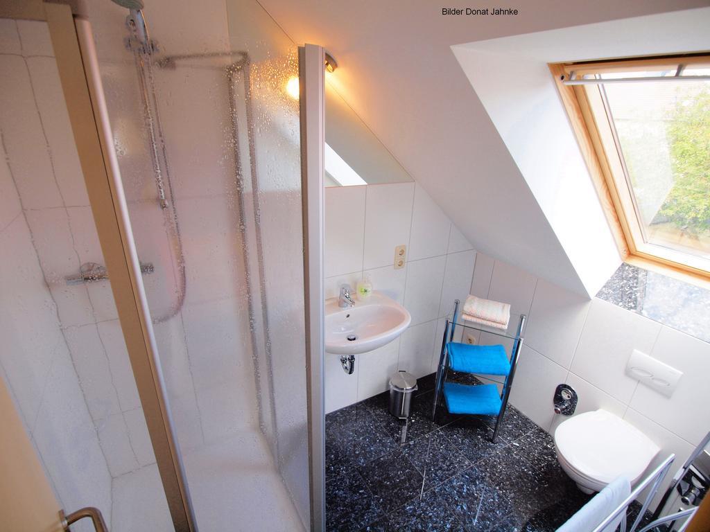 Ferienappartements Holger Plescher Kuehlungsborn Room photo