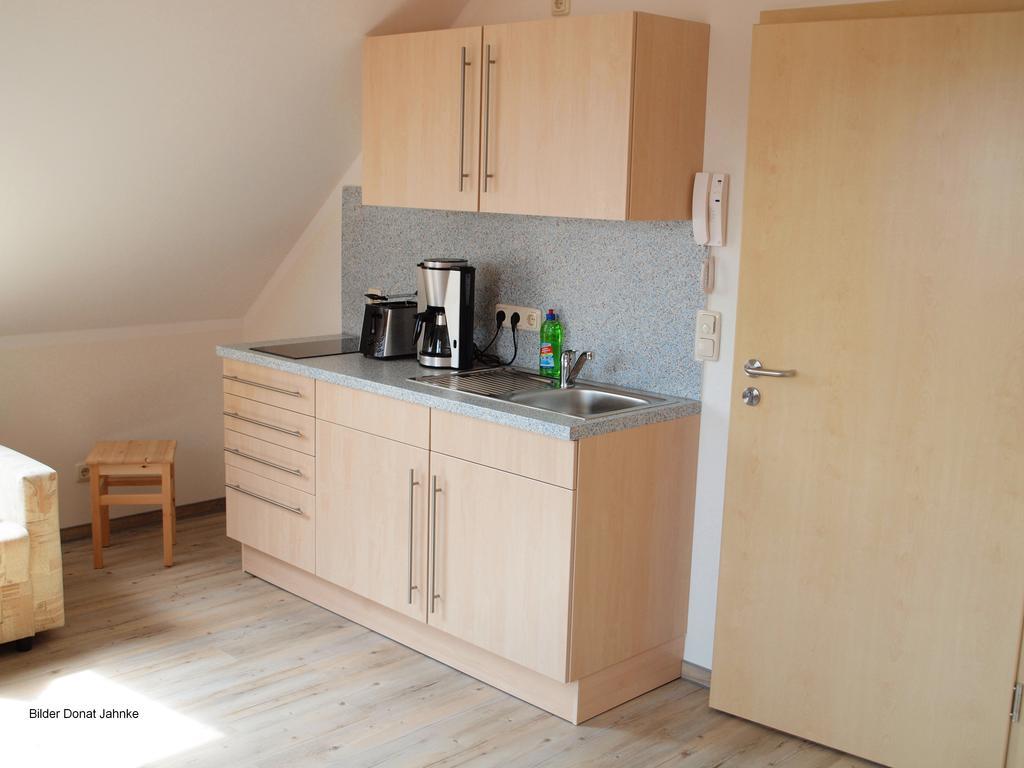 Ferienappartements Holger Plescher Kuehlungsborn Room photo